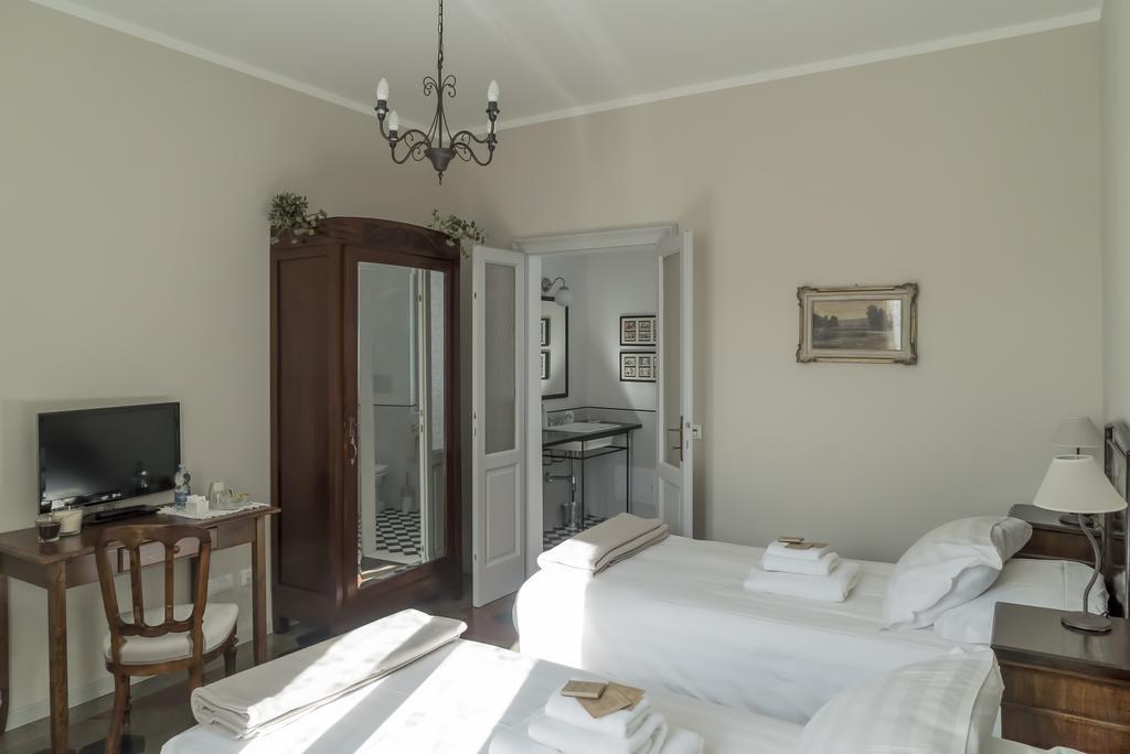Locanda San Bernardo Vigevano Camera foto