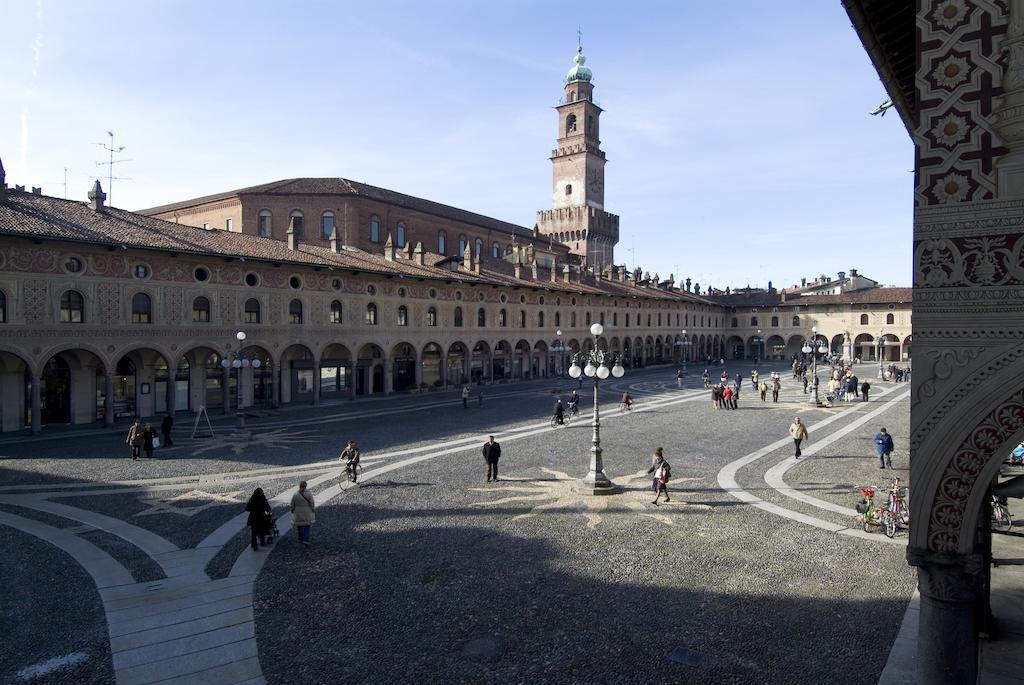Locanda San Bernardo Vigevano Esterno foto